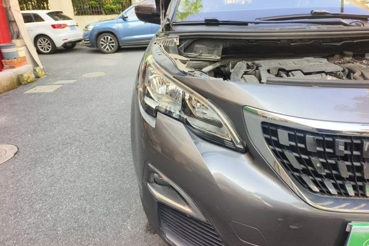 Used Peugeot 4008 2017 350THP Elite Edition Right Front Headlight