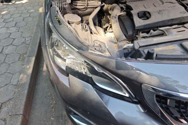 Used Peugeot 4008 2017 380THP Luxury Edition Right Front Headlight