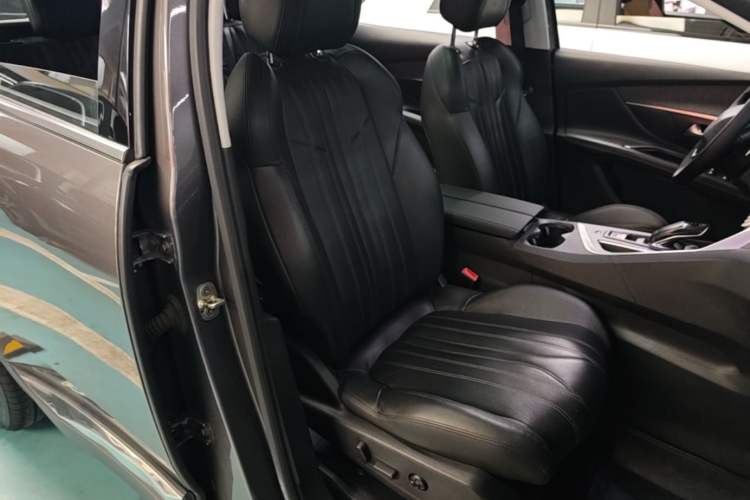 Used Peugeot 4008 2017 380THP Luxury Edition Right Front Seat