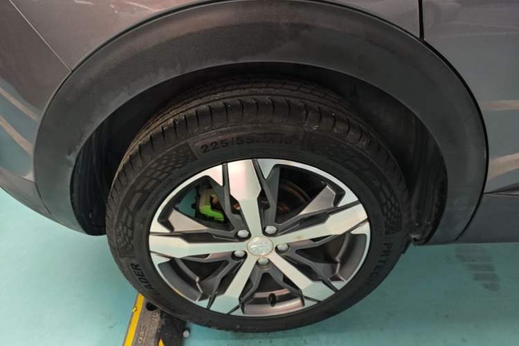 Used Peugeot 4008 2017 380THP Luxury Edition Right Rear Wheel Hub