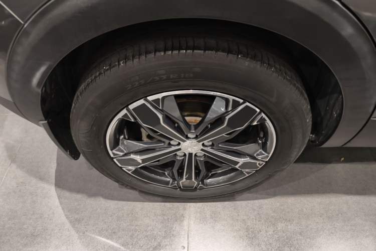 Used Peugeot 4008 2017 350THP Elite Edition Right Rear Wheel Hub