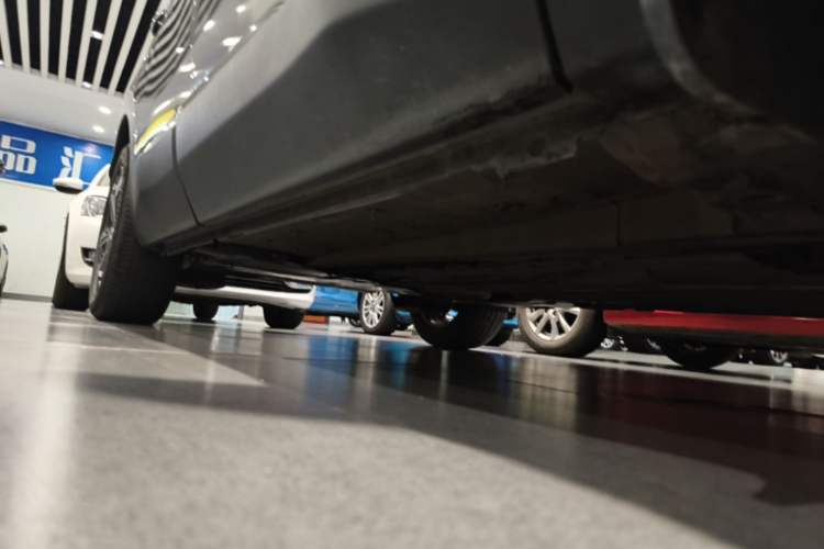 Used Peugeot 4008 2017 350THP Elite Edition Right Side Sill