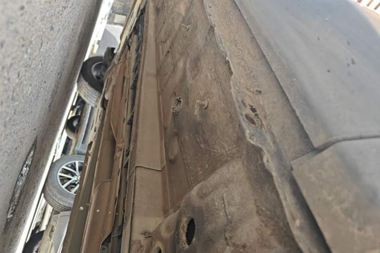 Used Peugeot 4008 2017 350THP Luxury Edition Right Side Sill