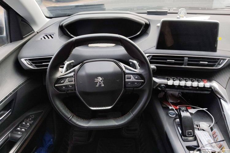 Used Peugeot 4008 2017 350THP Elite Edition Steering Wheel