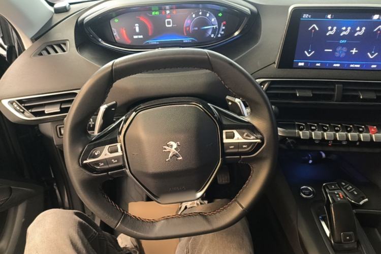 Used Peugeot 4008 2017 350THP Elite Edition Steering Wheel
