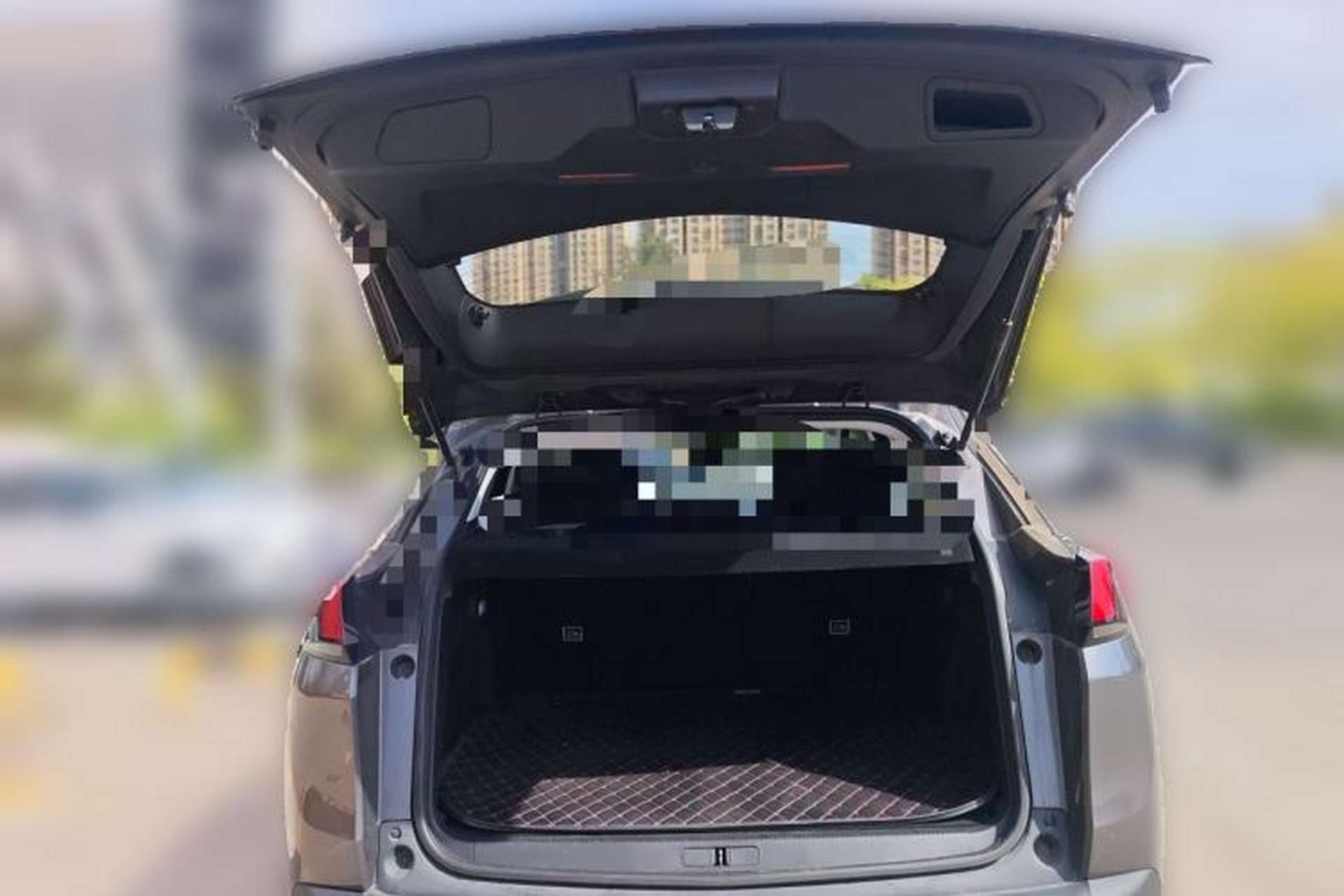 Used Peugeot 4008 2017 350THP Luxury Edition Trunk