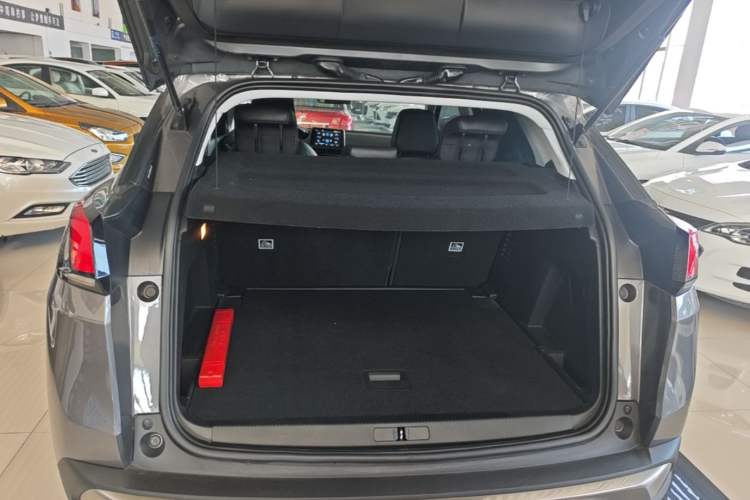 Used Peugeot 4008 2017 350THP Elite Edition Trunk