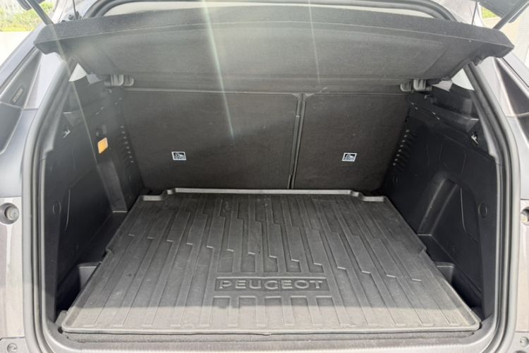 Used Peugeot 4008 2017 350THP Elite Edition Trunk