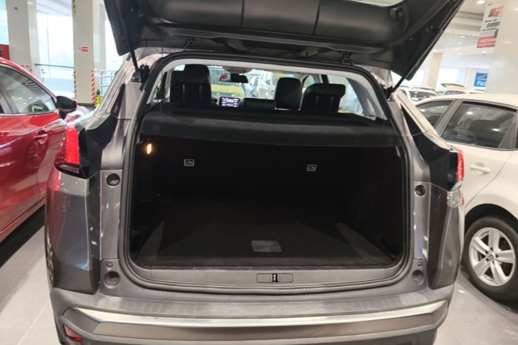 Used Peugeot 4008 2017 350THP Elite Edition Trunk