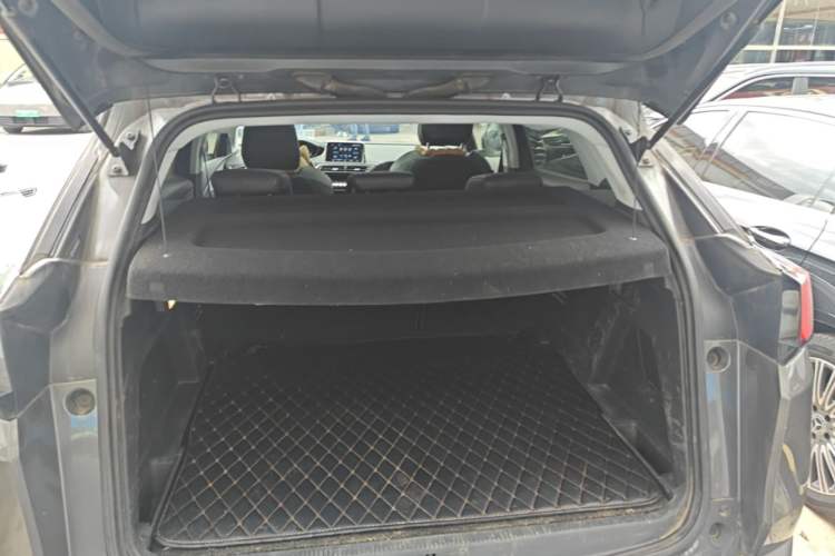 Used Peugeot 4008 2017 350THP Luxury Edition Trunk