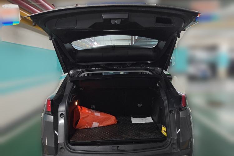Used Peugeot 4008 2017 350THP Elite Edition Trunk