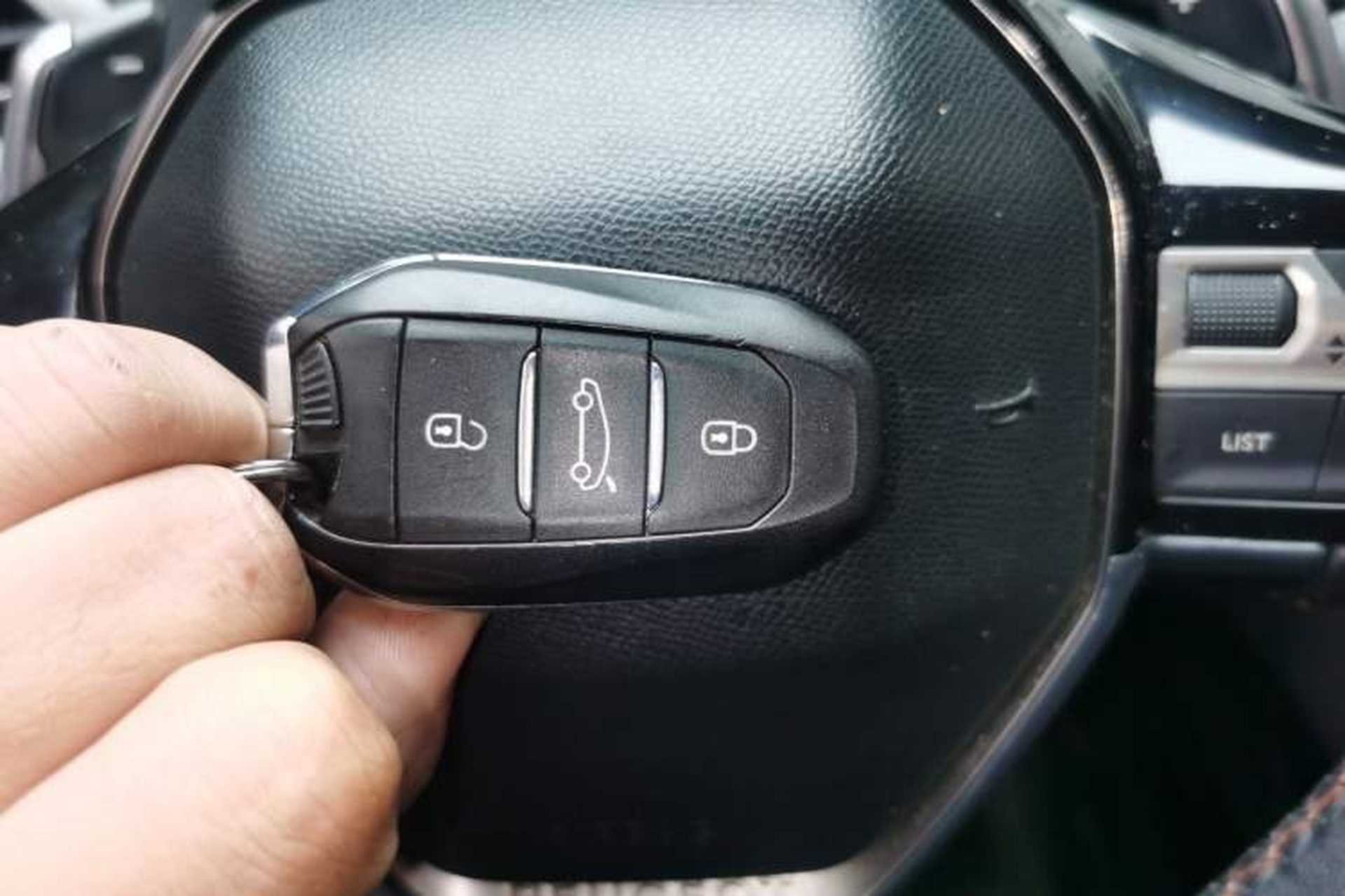 Used Peugeot 4008 2017 350THP Elite Edition Vehicle Key