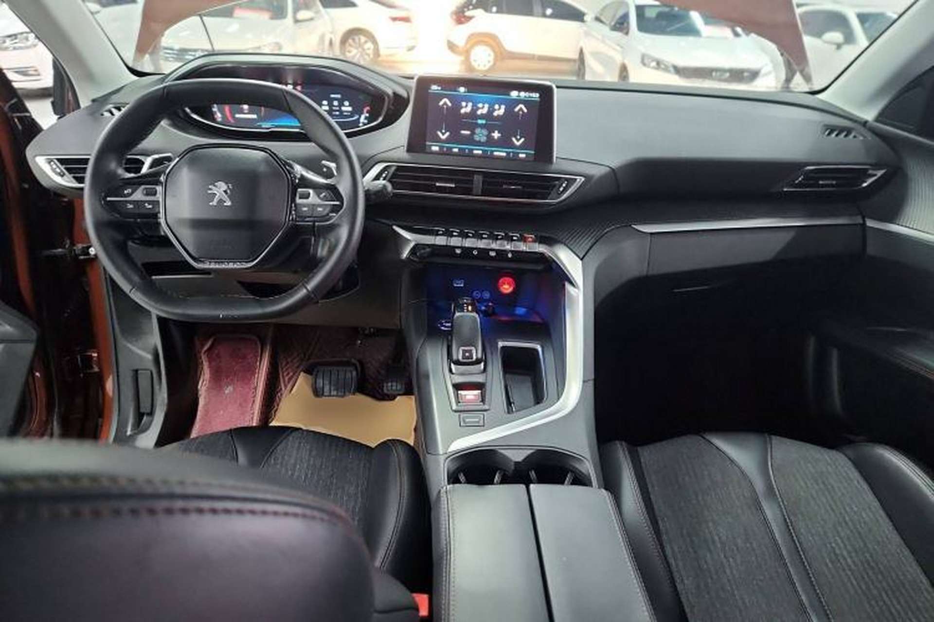 Used Peugeot 4008 2017 380THP Elite Edition Center Console