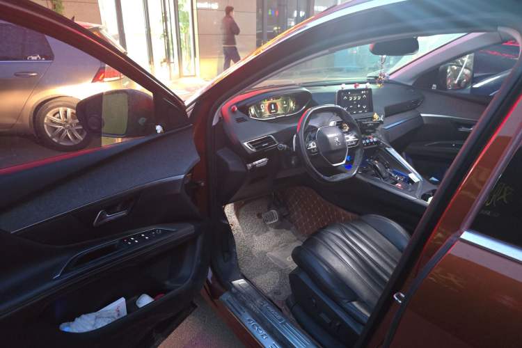 Used Peugeot 4008 2017 350THP Luxury Edition Driver Seat