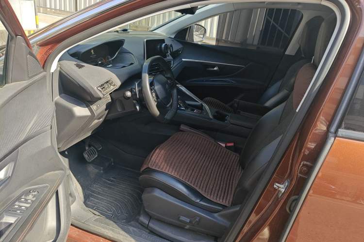 Used Peugeot 4008 2017 350THP Elite Edition Driver Seat