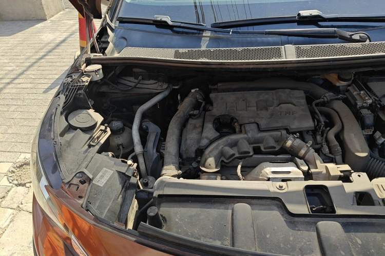 Used Peugeot 4008 2017 350THP Elite Edition Engine Bay Right