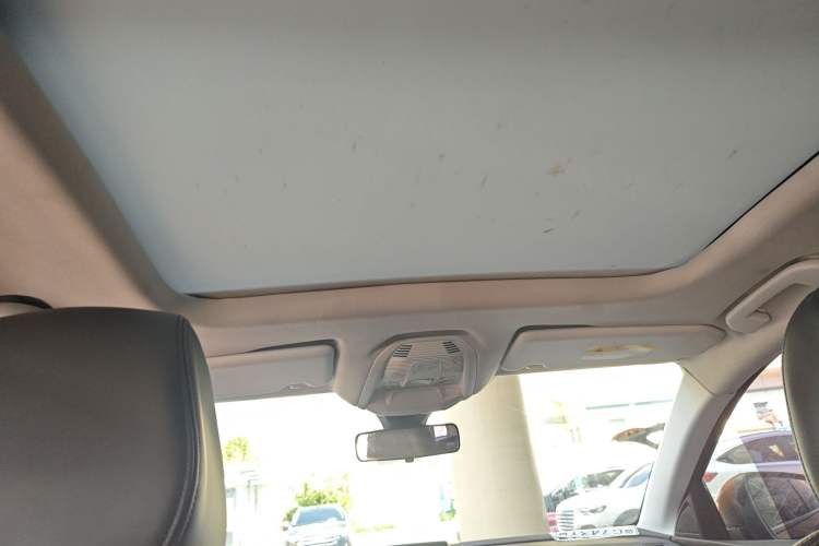 Used Peugeot 4008 2017 350THP Elite Edition Headliner