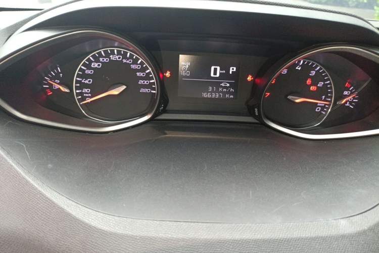 Used Peugeot 4008 2017 350THP Comfort Edition Instrument Cluster