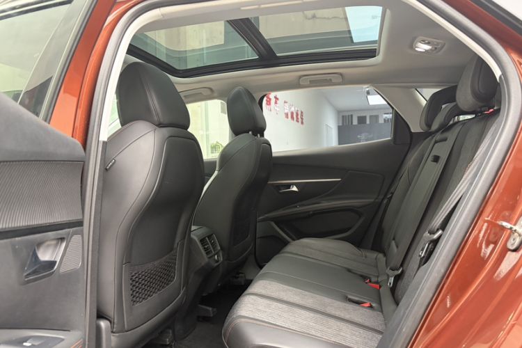 Used Peugeot 4008 2017 380THP Elite Edition Interior 2