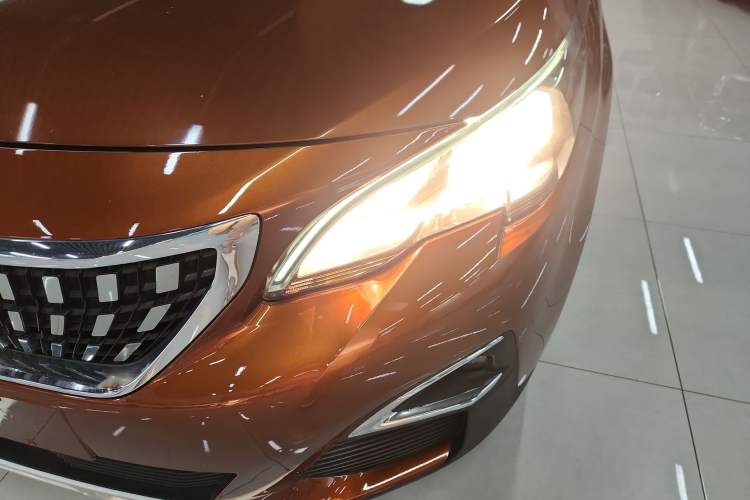 Used Peugeot 4008 2017 380THP Elite Edition Left Front Headlight