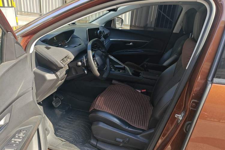 Used Peugeot 4008 2017 350THP Elite Edition Left Front Seat