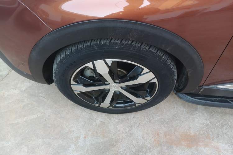 Used Peugeot 4008 2017 380THP Luxury Edition Left Front Wheel Hub