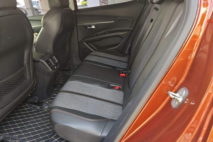 Used Peugeot 4008 2017 350THP Elite Edition Left Rear Seat