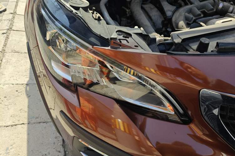 Used Peugeot 4008 2017 350THP Elite Edition Right Front Headlight