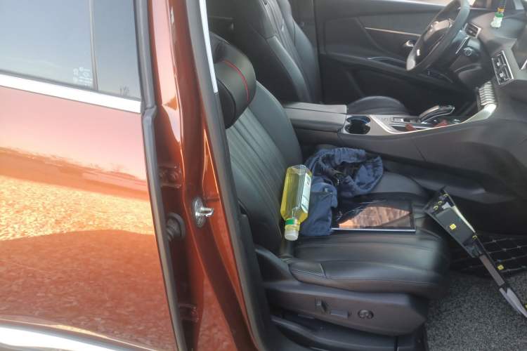 Used Peugeot 4008 2017 380THP Luxury Edition Right Front Seat