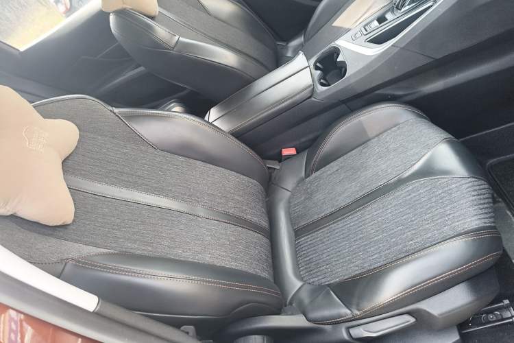 Used Peugeot 4008 2017 350THP Elite Edition Right Front Seat
