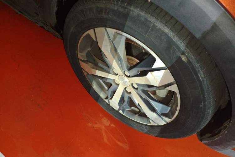 Used Peugeot 4008 2017 350THP Elite Edition Right Front Wheel Hub