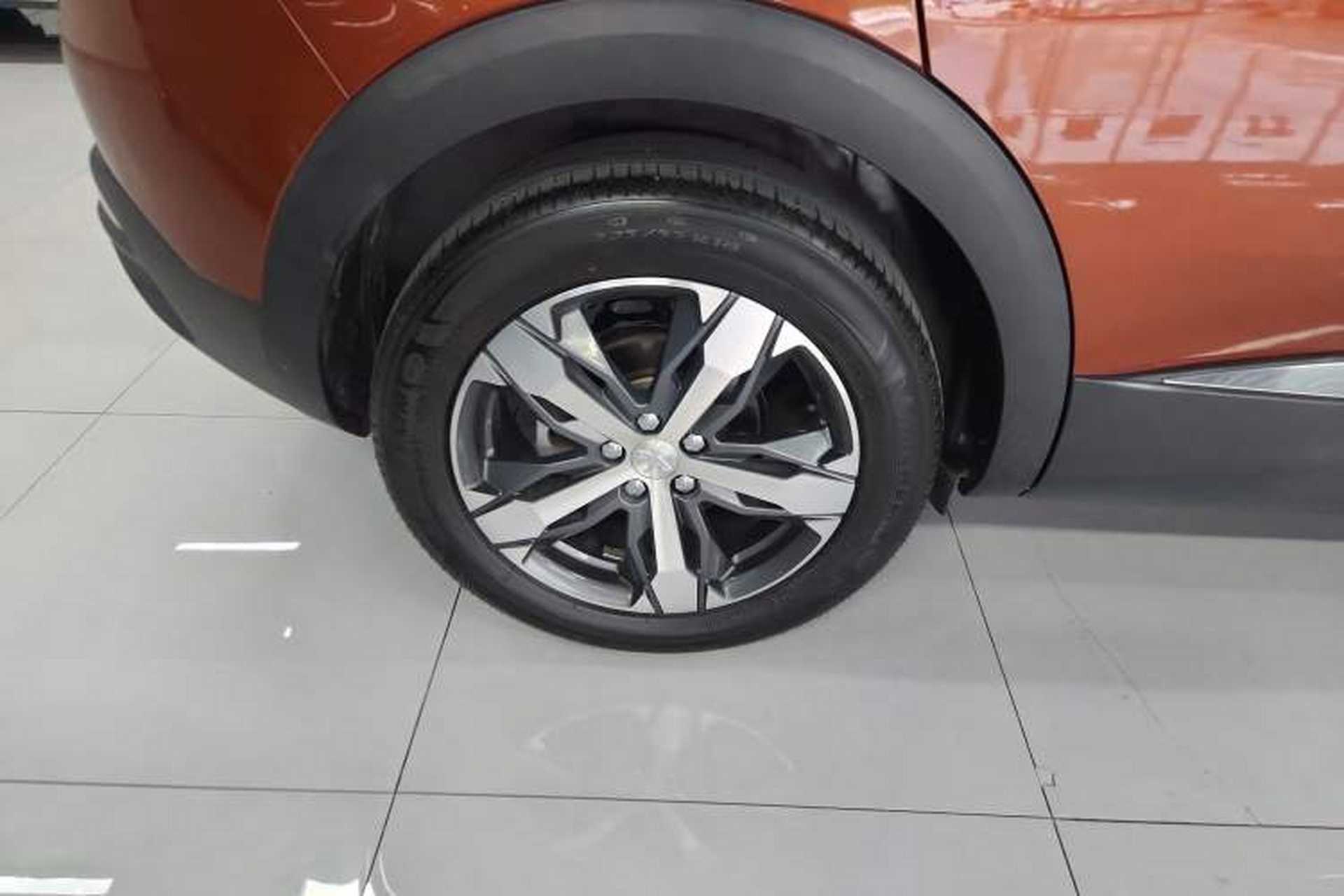 Used Peugeot 4008 2017 380THP Elite Edition Right Rear Wheel Hub