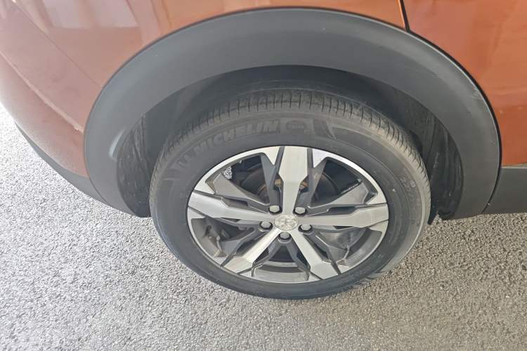 Used Peugeot 4008 2017 350THP Elite Edition Right Rear Wheel Hub