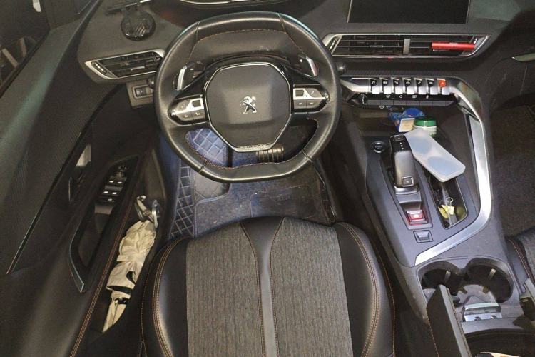 Used Peugeot 4008 2017 350THP Elite Edition Steering Wheel