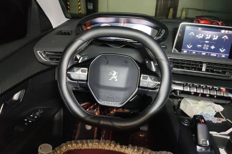 Used Peugeot 4008 2017 350THP Elite Edition Steering Wheel