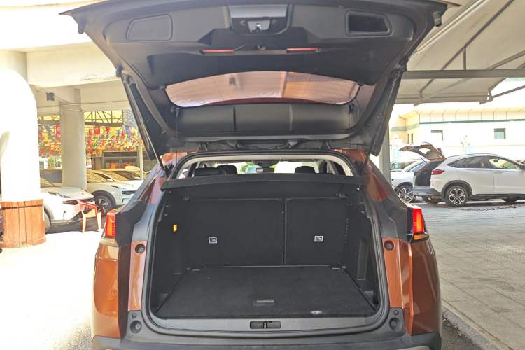 Used Peugeot 4008 2017 350THP Elite Edition Trunk