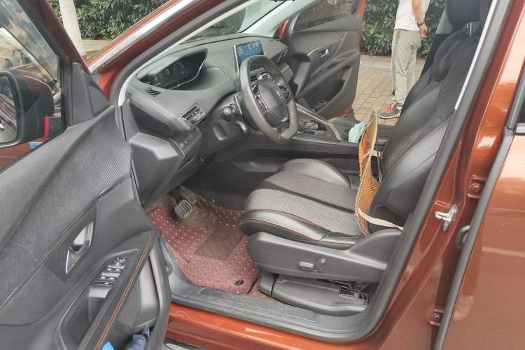 Used Peugeot 4008 2017 350THP Elite Edition Driver Seat