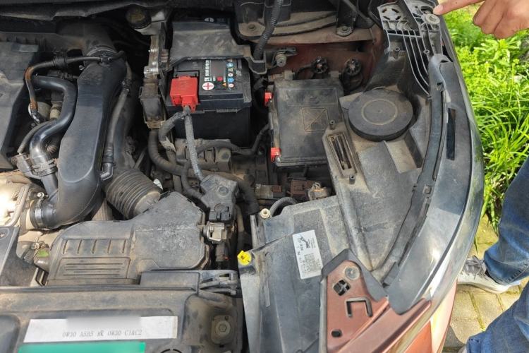 Used Peugeot 4008 2017 380THP Elite Edition Engine Bay Left