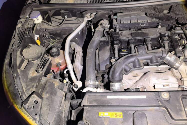 Used Peugeot 4008 2017 350THP Elite Edition Engine Bay Right