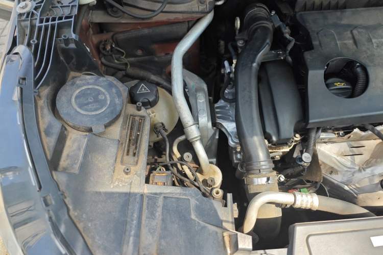 Used Peugeot 4008 2017 380THP Elite Edition Engine Bay Right