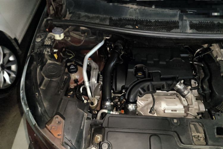 Used Peugeot 4008 2017 350THP Elite Edition Engine Bay Right