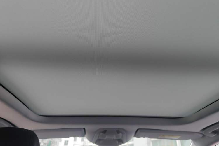 Used Peugeot 4008 2017 350THP Elite Edition Headliner