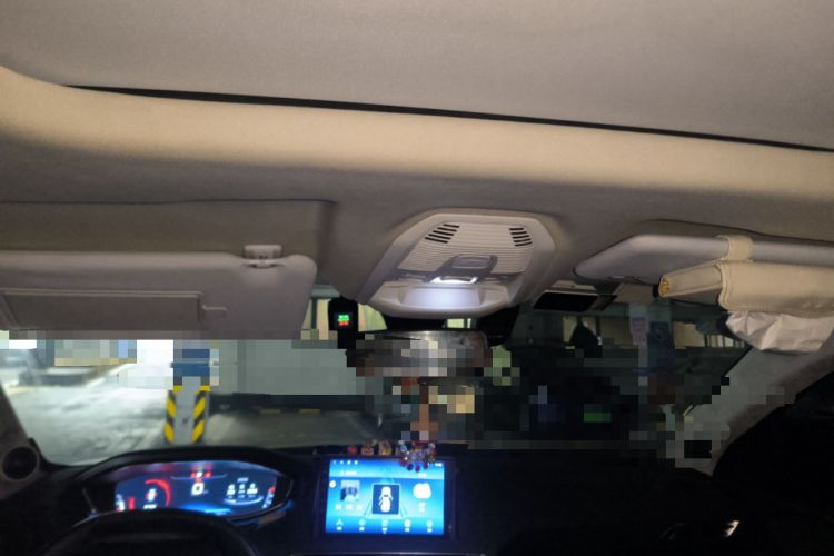 Used Peugeot 4008 2017 350THP Elite Edition Headliner