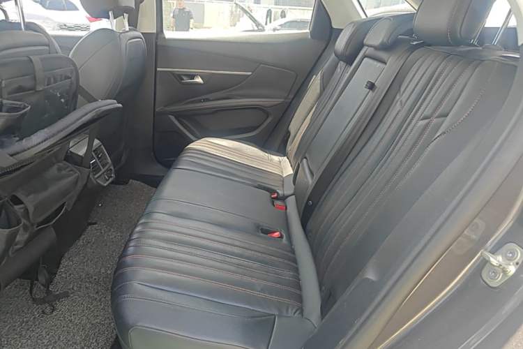 Used Peugeot 4008 2017 350THP Luxury Edition Left Rear Seat