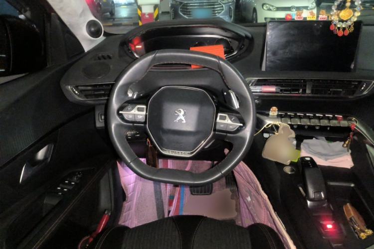 Used Peugeot 4008 2017 350THP Elite Edition Steering Wheel