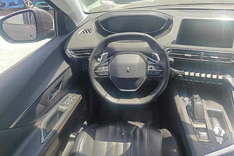 Used Peugeot 4008 2017 350THP Luxury Edition Steering Wheel