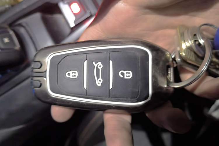 Used Peugeot 4008 2017 350THP Elite Edition Vehicle Key