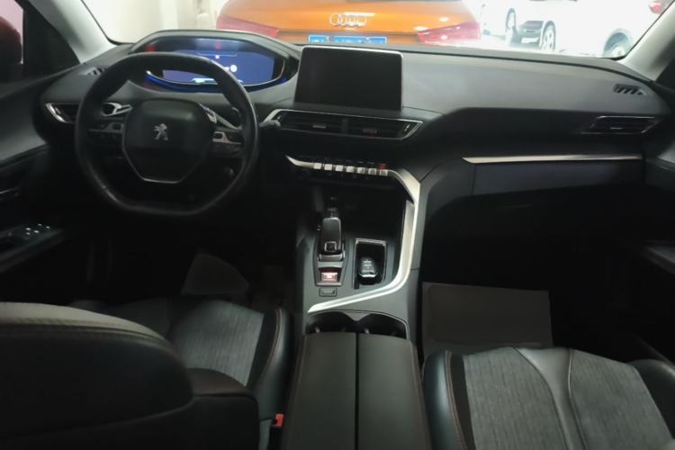 Used Peugeot 4008 2017 350THP Elite Edition Center Console