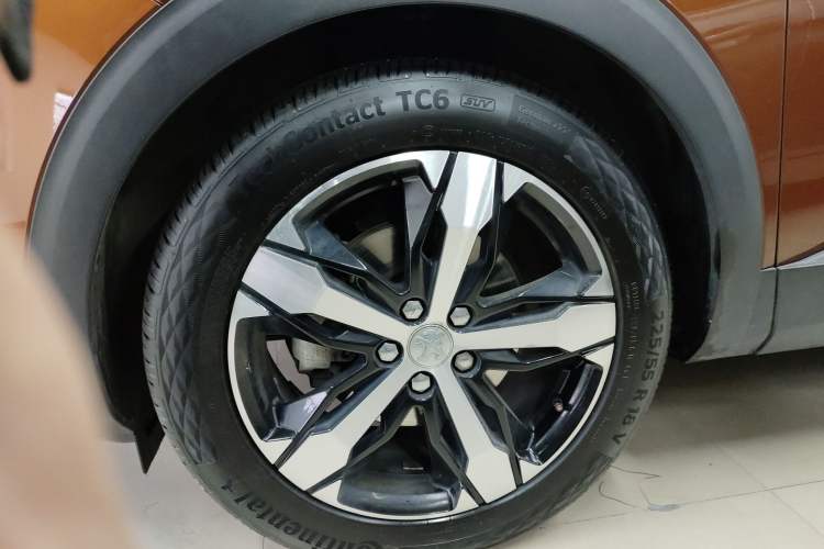 Used Peugeot 4008 2017 350THP Luxury Edition Left Front Wheel Hub