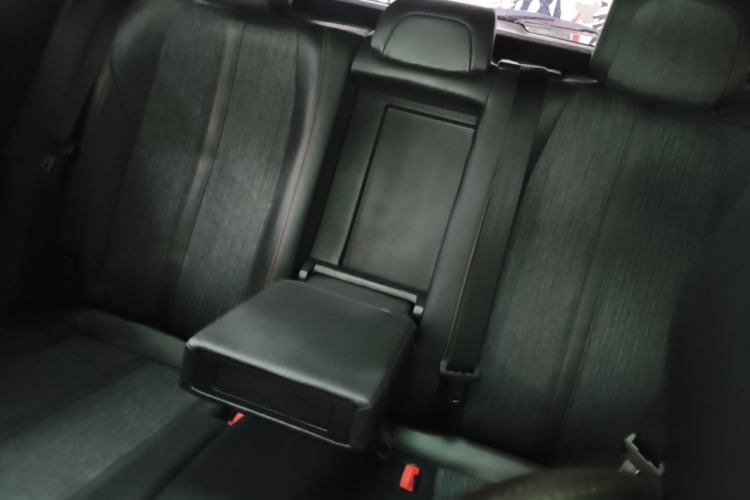 Used Peugeot 4008 2017 350THP Elite Edition Left Rear Seat